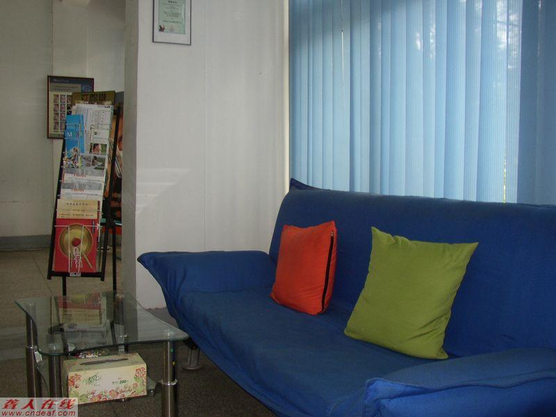 P1010001a.jpg