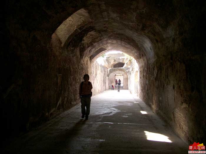 b3.jpg