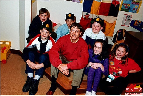 ԼӵĵǴĶԺǵİĽŨͼΪ1995꣬Ǵ΢ĶͯдлʤѧǺ
