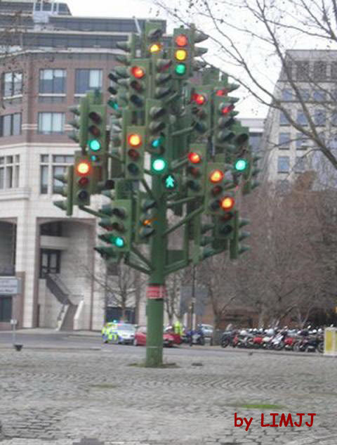 traffic-light-tree-04.jpg