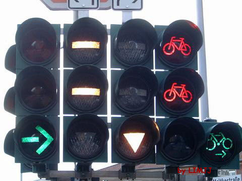 traffic-light-tree-06.jpg