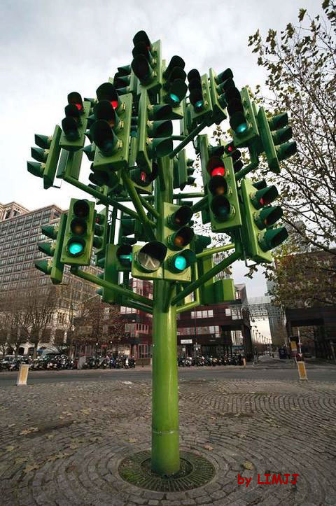 traffic-light-tree-09.jpg